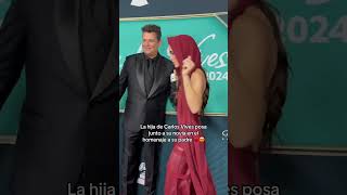 La hija de Carlos Vives y su novia posan en el homenaje que los Latin GRAMMY le hicieron al músico [upl. by Laidlaw]