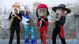 Musik Walk Act – The Sax Puppets – morphing [upl. by Kilroy]