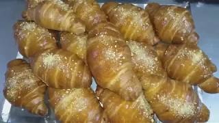 بتي بأن بالشوكلاطة فوري والشنيك بطريقة احترافية وناجحة 100\100 petit pain chocolat et fourré [upl. by Thanh]