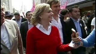 Evelyn Matthei perdió la compostura ante las preguntas de un periodista [upl. by Ahsiral]