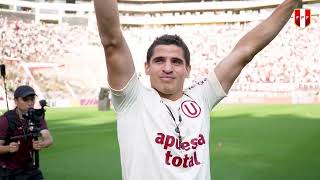 Universitario campeón Presidente FPF Agustín Lozano entregó el trofeo en el estadio Monumental [upl. by Anerda]