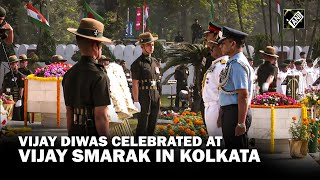 Vijay Diwas 2023 Tri Services officials lay wreath at Vijay Smarak in Kolkata [upl. by Muldon]