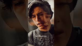 Riverdale  Il primo bacio di Jughead e Betty  Effetto 🎬 Fulmine Shorts [upl. by Willem]