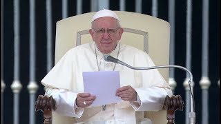 El Papa explica el significado de la imposición de manos y el crisma en la Confirmación [upl. by Grimes55]