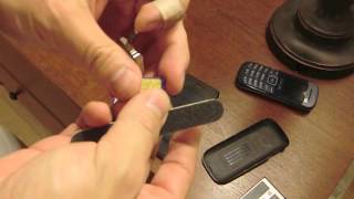 Inserting a Telcel SIM card into a Micro SIM device iPhone 4S [upl. by Nipsirc4]