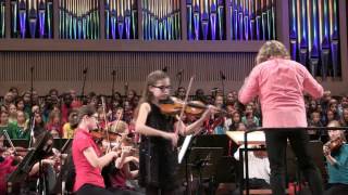 Nina Sofie  JSBach aMoll Konzert 3Satz  live from Brucknerhaus 2016 [upl. by Lange]