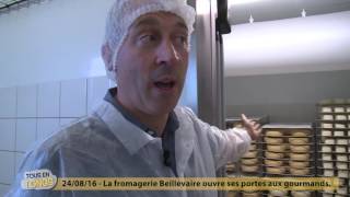 Tous en tongs à la fromagerie Beillevaire [upl. by Tilden]