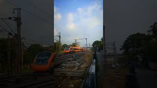 22347 up Patna Vande Bharat 🧡🧡 vandebharatexpress indianrailways 🇮🇳 🇮🇳 [upl. by Eedak143]