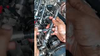 How to use a common rail injector checking engine starte problem clear shorts mechanic video [upl. by Zacharia]