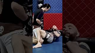 Curso de entrenador de MMA l Escapes de llave de rodillaKneebar escapes [upl. by Neirda299]