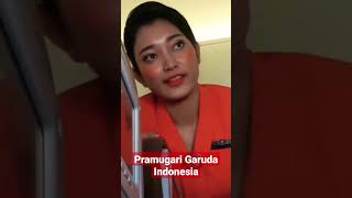 Pramugari Garuda Indonesia Bertahi Lalat [upl. by Mahalia]