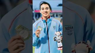 Smriti mandhana with riyan Parag cricket smritimandhana viralvideo shortvideo youtubeshorts [upl. by Raimund]