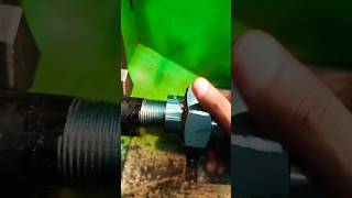 How to cut the thread on a manual lathe machine threadcutting how lathemachine cncmachining yt [upl. by Ennaerb]