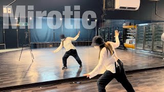 東方神起 Mirotic呪文 反転 ミラー mirrored dance practice [upl. by Trinatte561]