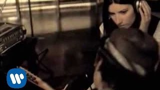 Laura Pausini  Primavera in anticipo it is my song feat James Blunt Official Video [upl. by Coco]