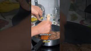 Cómo hacer albóndigas en salsa de tomate y cebolla [upl. by Opal]