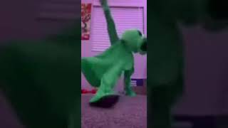 Peashooter Dancing In CostumeMEME [upl. by Jayme]