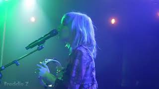 Grace VanderWaal  River cover  Troubadour LA  Nov 5th 2017 [upl. by Kentiggerma]