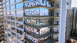 27 Stories of Los Angeles Skyscraper Covered in Graffiti [upl. by Dani]