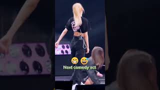 Rose and Lisas APT comedy column😂😁🤩 rose apt lisa blackpink [upl. by Celestyna]