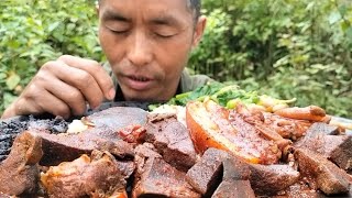 Eating Delicious Pork Fat Pork Liver Pork Blood Kidney Beans amp Green vegetables NEINDIA [upl. by Junna]