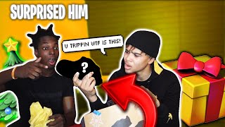 SURPRISING MIAMITHEKID WITH A CHRISTMAS GIFT A SUBSCRIBERS SENT TO HIM PRANK [upl. by Primaveria]