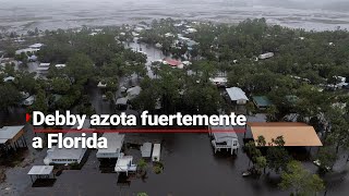 EMERGENCIA EN EU  El huracán Debby deja estragos y personas sin vida en Florida [upl. by Amby]