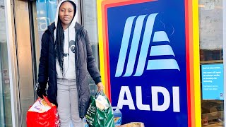 GROCERY SHOPPING 🛍️ FOR CHRISTMAS AT ALDI  Vlogmas Day 6  Aldi Uk 🇬🇧 2023 [upl. by Aneled414]