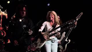 Lita Ford  Kiss Me Deadly  Live in Dallas [upl. by Flinn559]