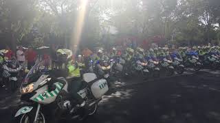 Retirada dispositivo guardia civil trafico y GRS  vuelta a España 2017  final de etapa tomares [upl. by Ecienal]