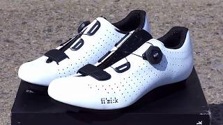 Fizik R5 Tempo Overcurve  Road Cycling Shoe Review [upl. by Trini]