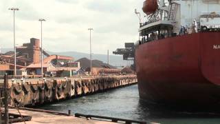 Navios Meridian arrives at Port Kembla [upl. by Otreblaug]