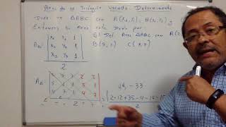 Área de un triángulo dados sus vértices  usando determinante 3x3 [upl. by Mikel766]