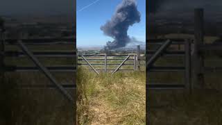 Petaluma barn fire sends dark smoke into the air [upl. by Nnaitsirhc854]