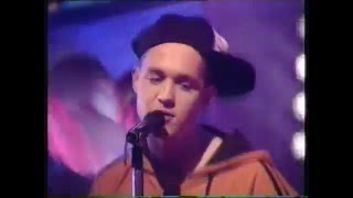 EMF Unbelievable Top Of The Pops 1990 [upl. by Hoye]