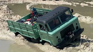 Trail recovery truck Cross RC GC4 test run w mud recovery [upl. by Duval]