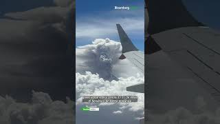 Alerta por Popocatépetl El tercer volcán más grande del mundo  shorts [upl. by Ailedua]