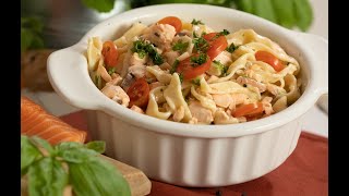 Lachs mit Pasta [upl. by Rufina]