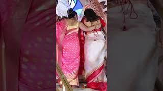 Kajol almost falls drops phone in VIRAL DurgaPuja video Kajol shorts viralshort virashorts [upl. by Nahtannoj]