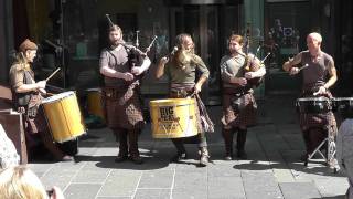 bagpipe musica celtica  glasgow 2011  CLANADONIA  Hamsterheid panasonic sd90 full hd [upl. by Einaffyt]