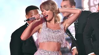 Taylor Swift Performs Shake It Off  MTV VMA 2014 [upl. by Enoid]