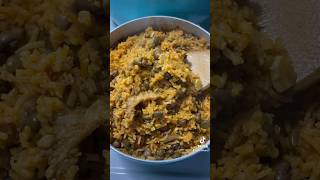 Pigeon peas and rice This recipe is from the Goya green pigeon peas can with added goodness recipe [upl. by Nolek]