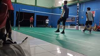 kahfiom Ahmad VS Hendrik  Om tato🏸 [upl. by Okiruy]