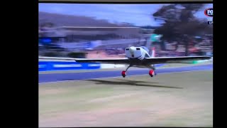 Extra 300 crash the tail during landing [upl. by Bikales]