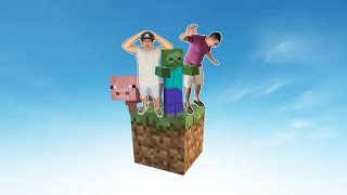 TENTAMOS SOBREVIVER EM CIMA DE UM BLOCO DO MINECRAFT NO MEIO DO NADA [upl. by Lashonda]