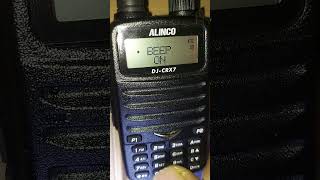 Alinco DJCRX7 VHF UHF handheld with Voice Compander System suppress excessive background noise [upl. by Ocsic664]