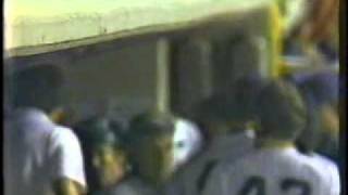 Don Mattingly Walkoff Home Run  May 13 1985 [upl. by Royal]