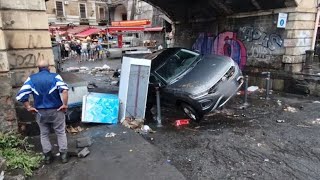 Maltempo in Sicilia pioggia torrenziale su Catania e strade allagate [upl. by Teloiv876]