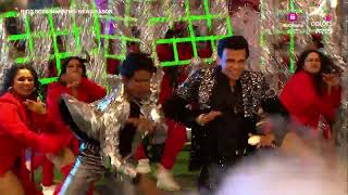 Bigg Boss Marathi S5  Grand Finale Performance  Suraj  Abhiijeet  JioCinema Premium [upl. by Hilel133]