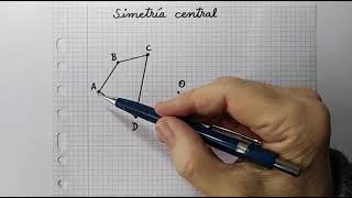 SIMETRÍA CENTRAL respecto a un punto de una FIGURA plana geométrico transformaciones isométrica [upl. by Rieger103]